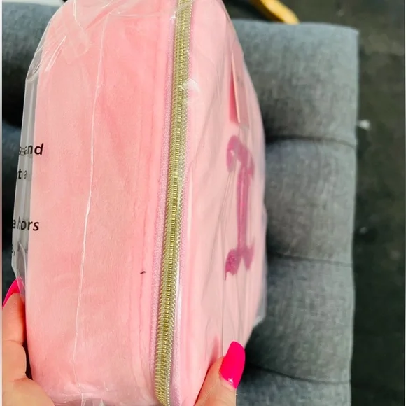 JUICY COUTURE PINK TERRY TRAIN CASE